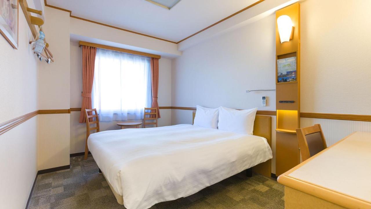 Toyoko Inn Osaka JR Noda Ekimae Zimmer foto